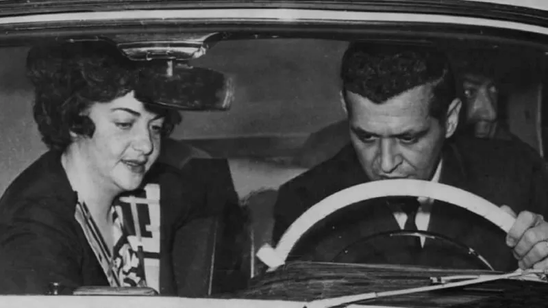 Francis Gary Powers s manželkou