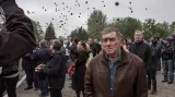 Oběti z Oděsy připomněly vypuštěné černé balonky
