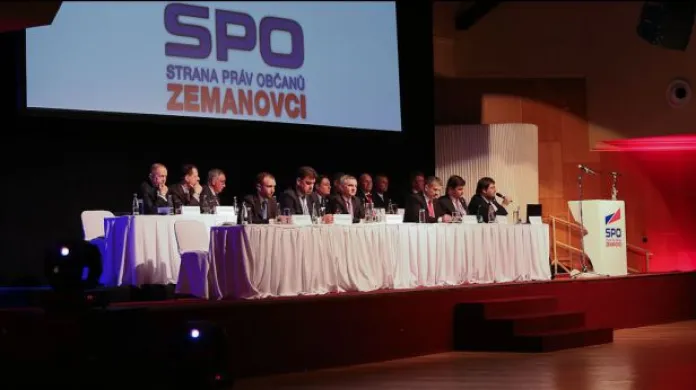 Zemanovci obměnili vedení, prezident popřál štěstí