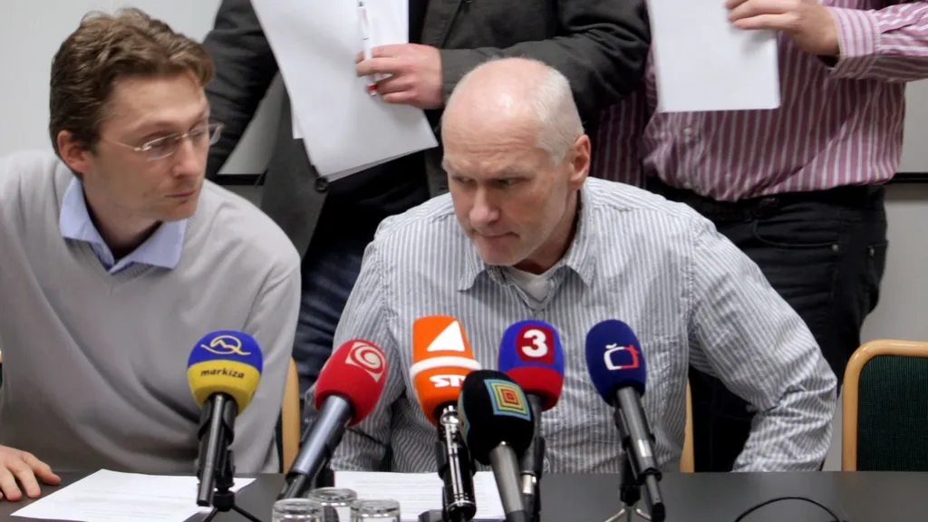 Šéf LOZ Peter Visolajský a předseda lékařské komory Marián Kollár (archivní foto)