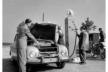 Fotograf Vilém Heckel kouzlí půvabné obrazy z minulosti