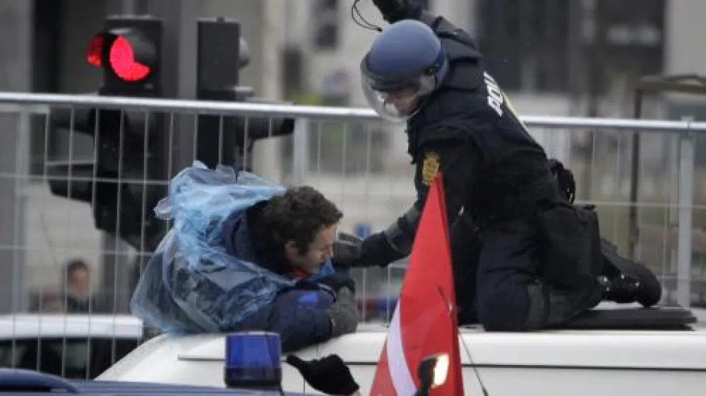Zásah policie proti ekologickým aktivistům