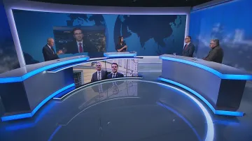 Hosté Událostí, komentářů debatovali o ústavních pravomocích prezidenta