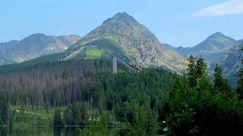 Jen minuty mohou na horách dělit krásné počasí...