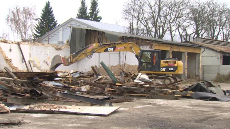 Demolice kasáren Julia Fučíka v Českých Budějovicích