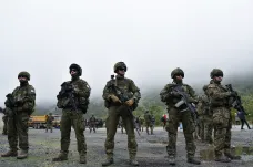 Srbsko uvolňuje blokádu hranic s Kosovem, nastoupili tam vojáci NATO