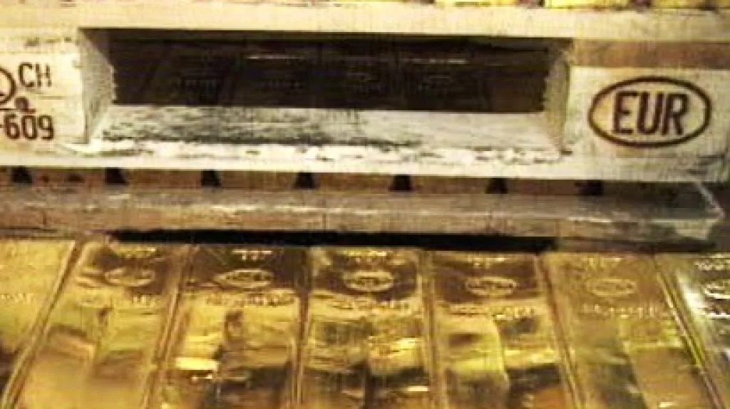 Cena zlata šplhá nahoru