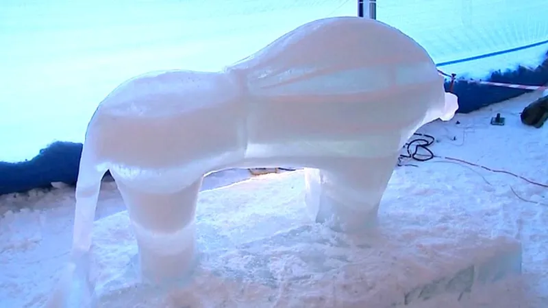 Ze sochařského sympozia v Pustevnách