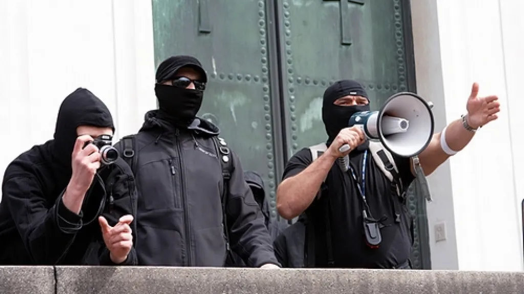 Pravicoví extremisté