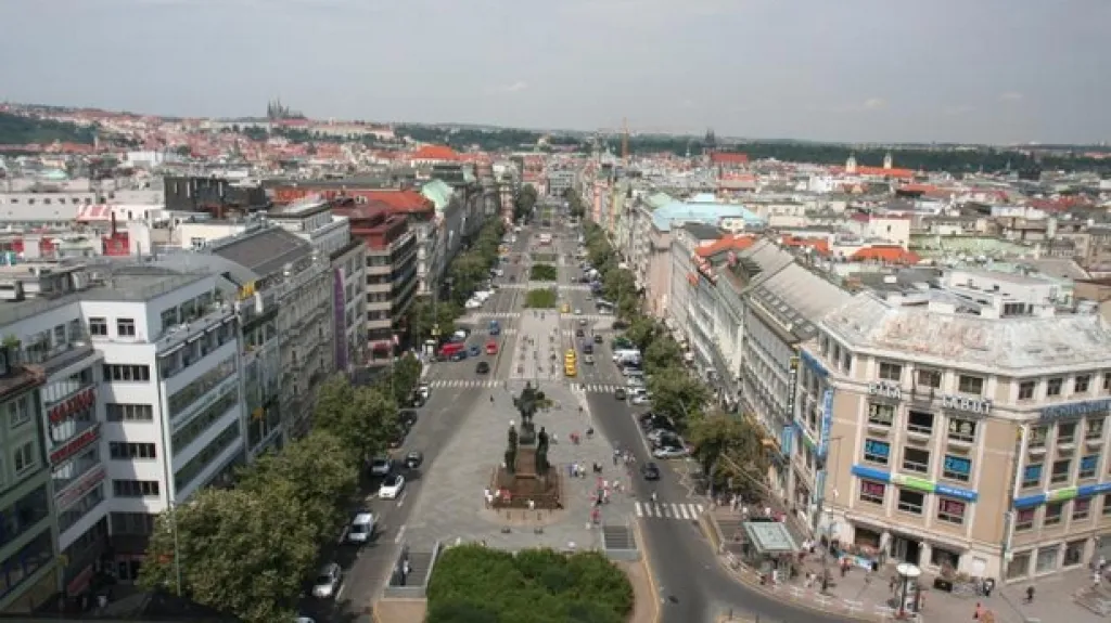 Pohled na Václavské náměstí z Národního muzea