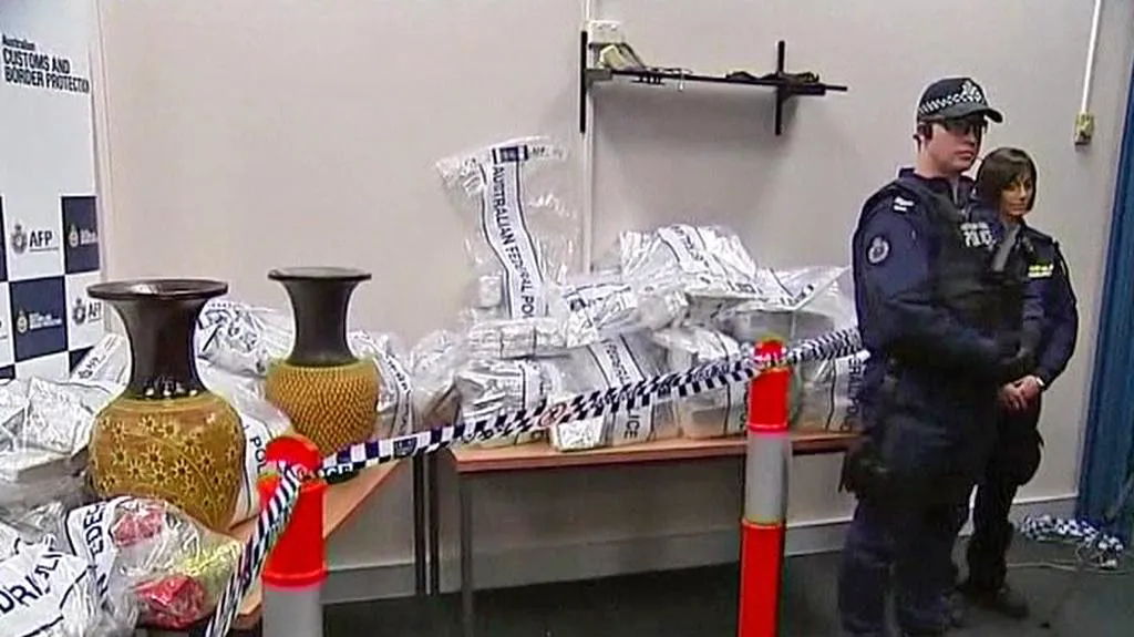 Australská policie se zabavenými narkotiky