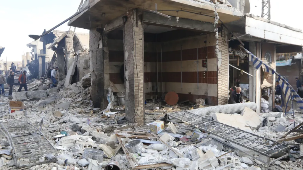 Syrská Rakká po bombardování