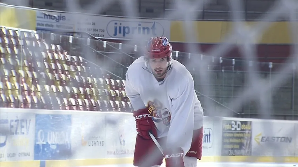 Jednadvacetiletý obránce nastupuje za jihlavskou Duklu už druhou sezonu