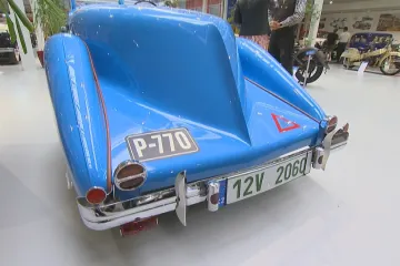 V Olomouci vystavují vůz Vlasty Buriana. Komik byl u jeho výroby, mnoho s ním ale nenajezdil