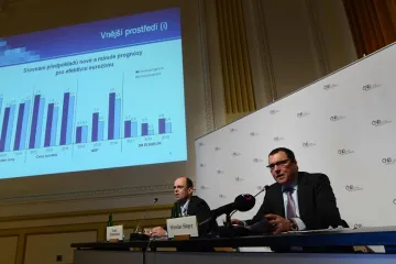 Vzpruží povodně ekonomiku? Data z minulosti tomu nenasvědčují