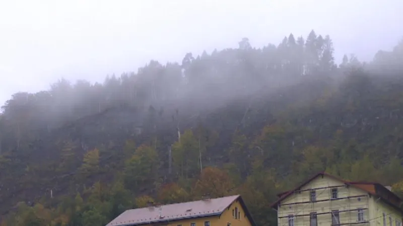 Nebezpečný svah v Děčíně