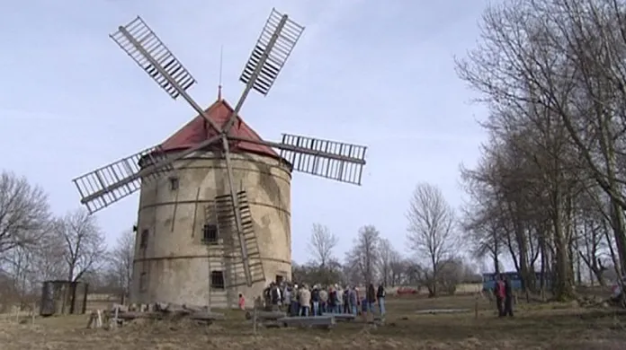 Nejvíc větrných mlýnů v Čechách se dochovalo ve Šluknovském výběžku.