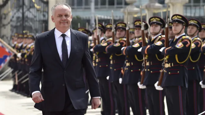 Andrej Kiska naposledy opouští sídlo slovenského prezidenta