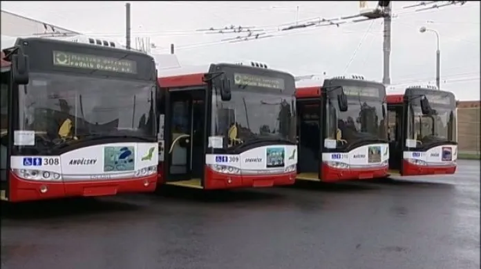 Opavský dopravní podnik nahradil shořelé trolejbusy novými