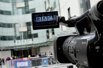 BBC zpřísňuje pravidla pro sociální sítě svých reportérů. I tam mají být nestranní a objektivní