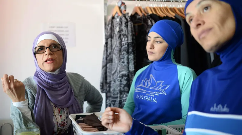 Ahída Zanettiová tvrdí, že jen otevřela veřejné pláže i konzervativním muslimkám