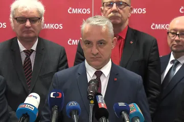 Středula uspěl na odborářském sněmu, je opět předsedou jejich centrály