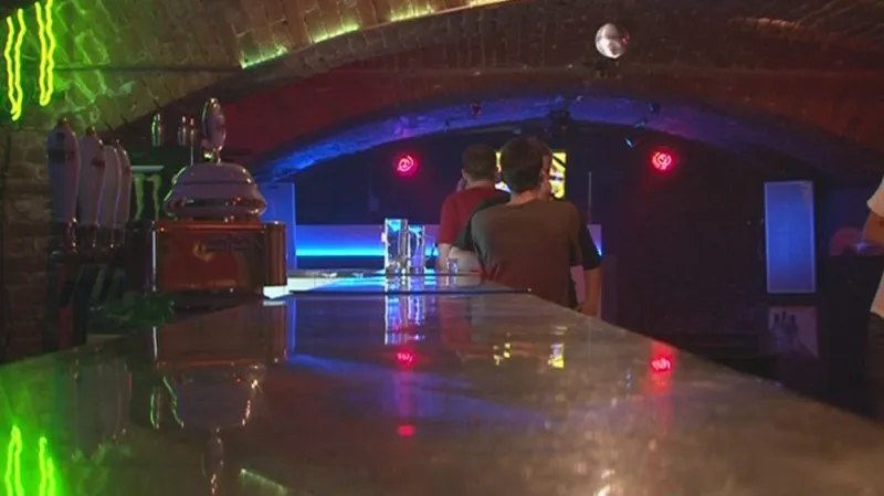 Minuta ticha v brněnských klubech na podporu Flédy