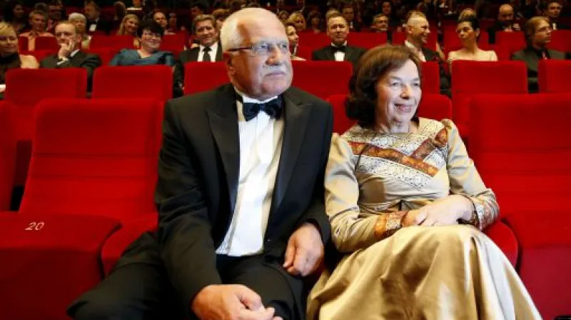 Telefonát Ivana Kytky (12:00)