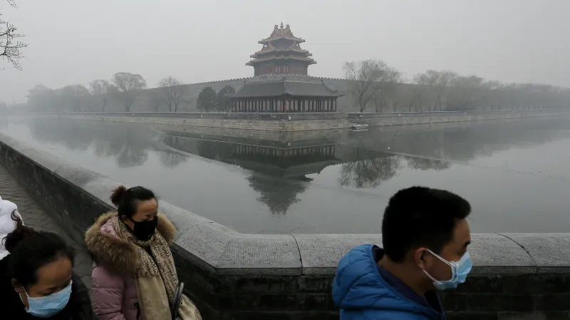 Peking v zajetí smogu