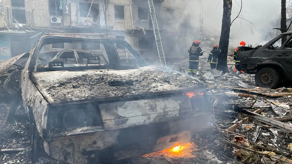 Záběry z válkou zasaženého Charkova