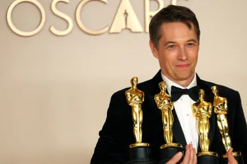 Nejlepším filmem je podle Oscarů příběh sexuální pracovnice Anora