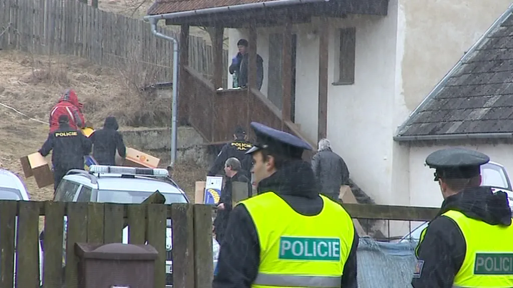 Nález zbraní v obci Doubravy