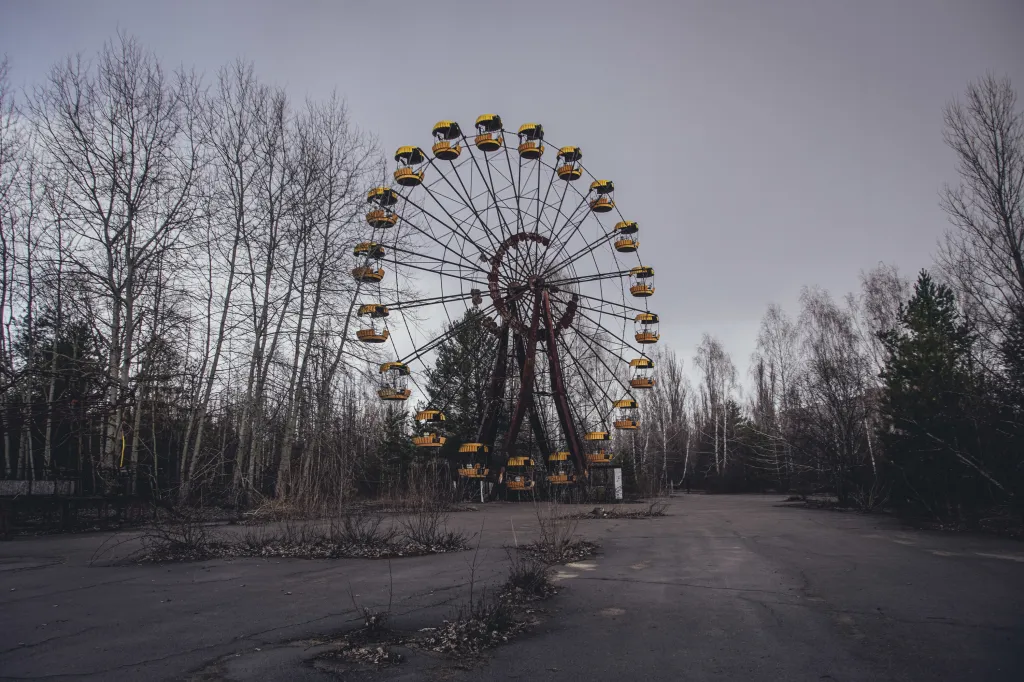 Lunapark se na květnové otevření teprve připravoval, kvůli jaderné katastrofě nikdy otevřen nebyl