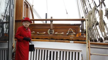 Královna znovu otevřela rekonstruovanou Cutty Sark