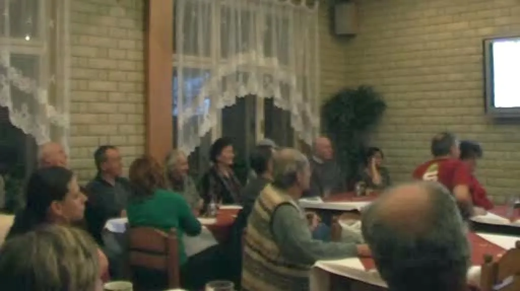 Beseda o archeologickém průzkumu