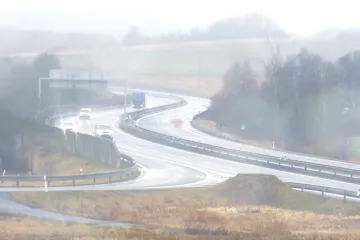 Stodesítka mezi Vary a Ostrovem bude možná až po úpravě křižovatek