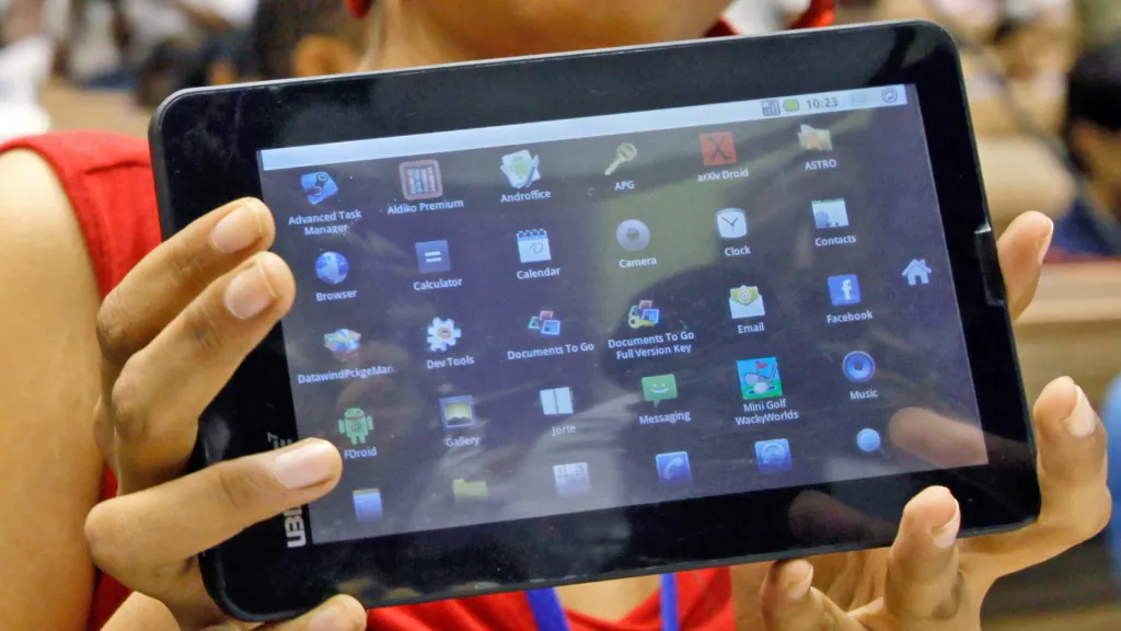Indický tablet Aakash