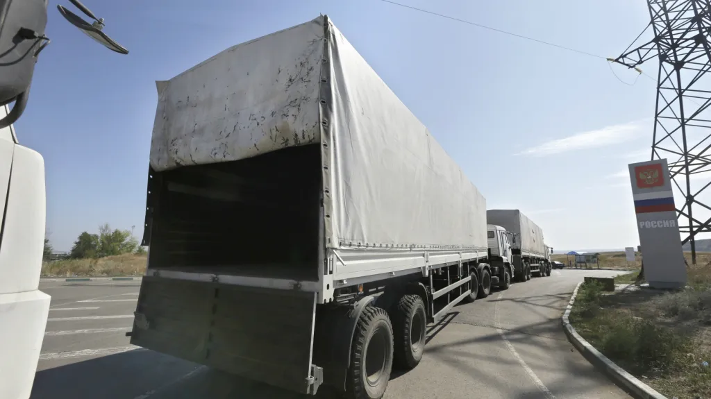Prázdné kamiony se vydaly na cestu zpět do Ruska