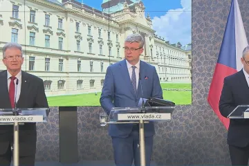 Vláda zvažuje prodloužení Antiviru, zaměstnavatelé a odbory o to žádají