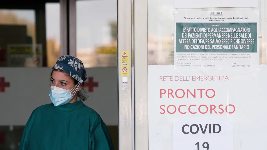 Italské zdravotnictví je kvůli koronaviru znovu pod tlakem