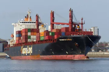 Resort usiluje o výměnu území v hamburském přístavu. Návrh zastavil Babiš