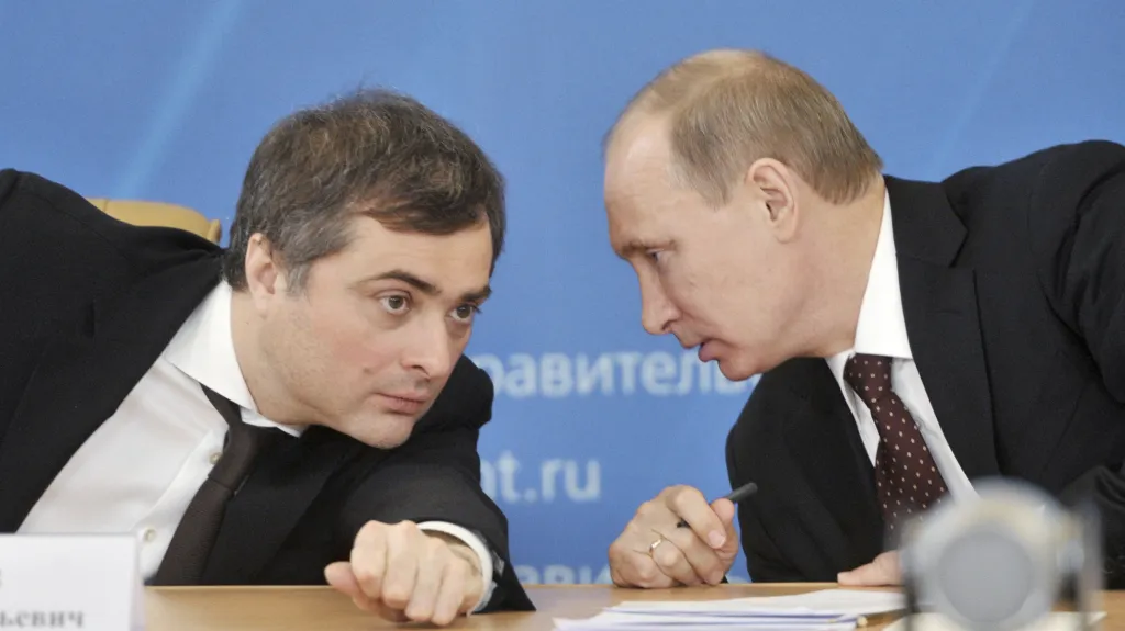 Vladislav Surkov a Vladimir Putin