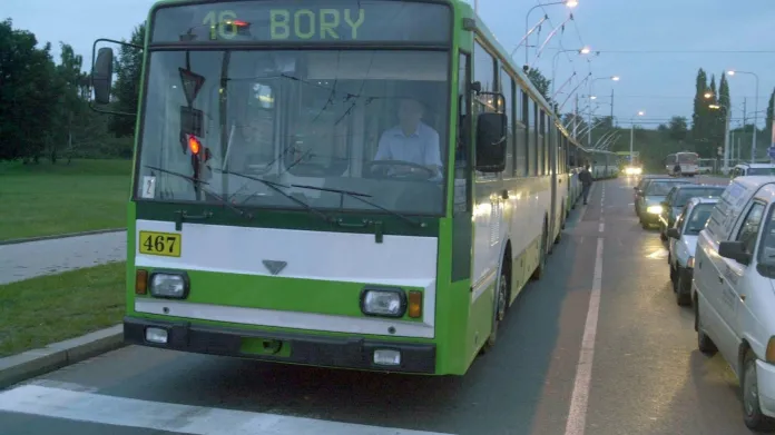 Vozy 15Tr plzeňské dopravní podniky vyřadily poslední v roce 2012, typ 14Tr vydržel v provozu o šest let déle