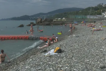 Kvůli sankcím tráví Rusové dovolenou doma, Soči je po letech plné turistů