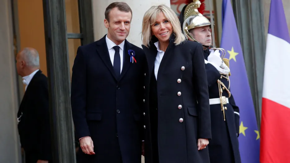 Francouzský prezident Emmanuel Macron s manželkou Brigitte