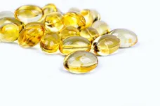 Studie naznačuje účinek některých vitaminů proti covidu u žen