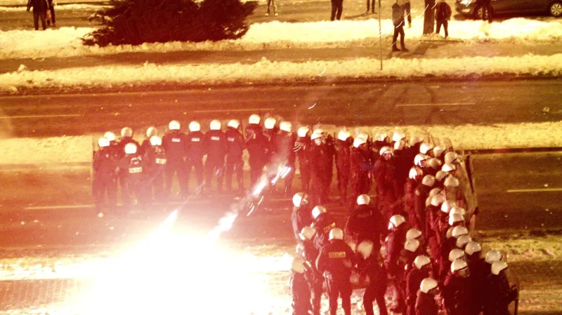 Potyčky polských horníků s policií