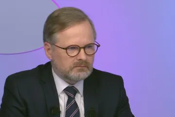 Situace na Ukrajině je vážná. Evropa je krok od války, prohlásil Fiala