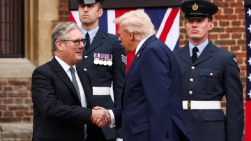 Britský premiér Keir Starmer přivítal amerického prezidenta Donalda Trumpa