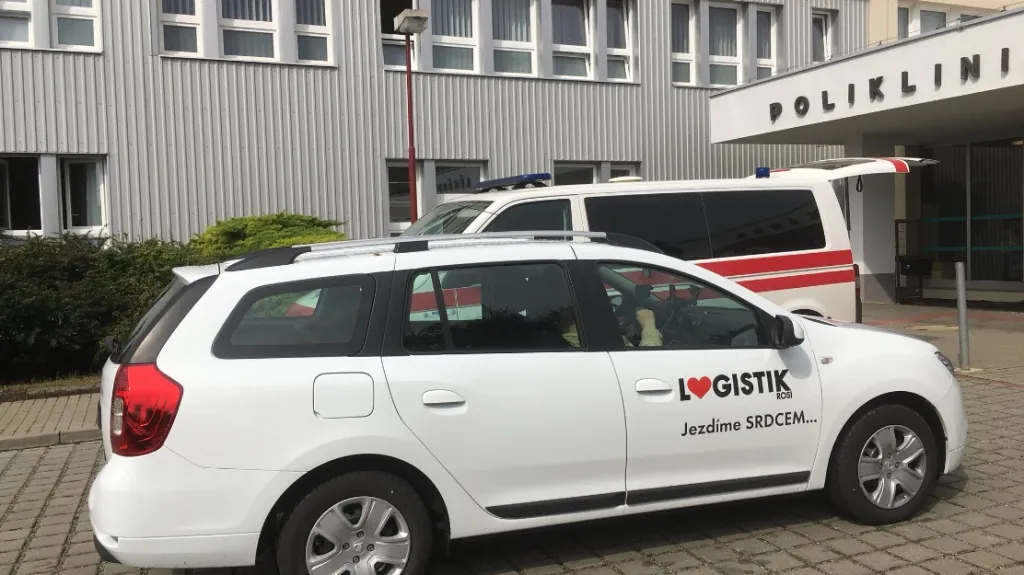 Vůz Senior taxi ve Vyškově